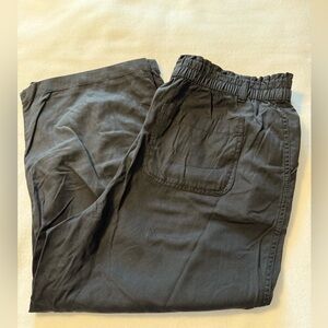 Maurices Womens Wide Leg Cropped Elastic Waist Pants Size Medium Black